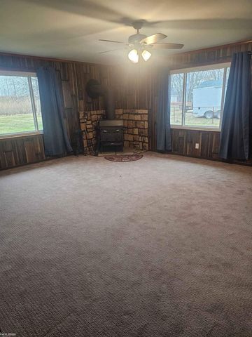 5882 King Road, East China, MI 48054