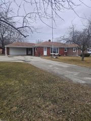 5882 King Road, East China, MI 48054