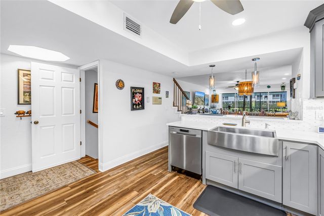 9948 INDIAN KEY TRAIL 17, Seminole, FL 33776