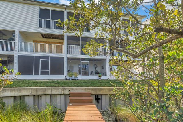 9948 INDIAN KEY TRAIL 17, Seminole, FL 33776