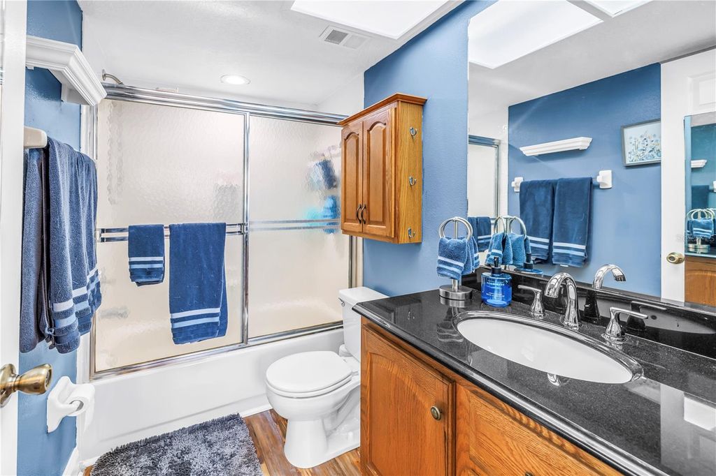 Image 30 of property listing at 9948 INDIAN KEY TRAIL 17, Seminole, FL 33776