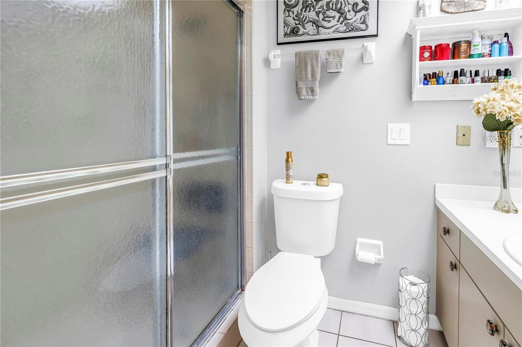 Image 46 of property listing at 9948 INDIAN KEY TRAIL 17, Seminole, FL 33776