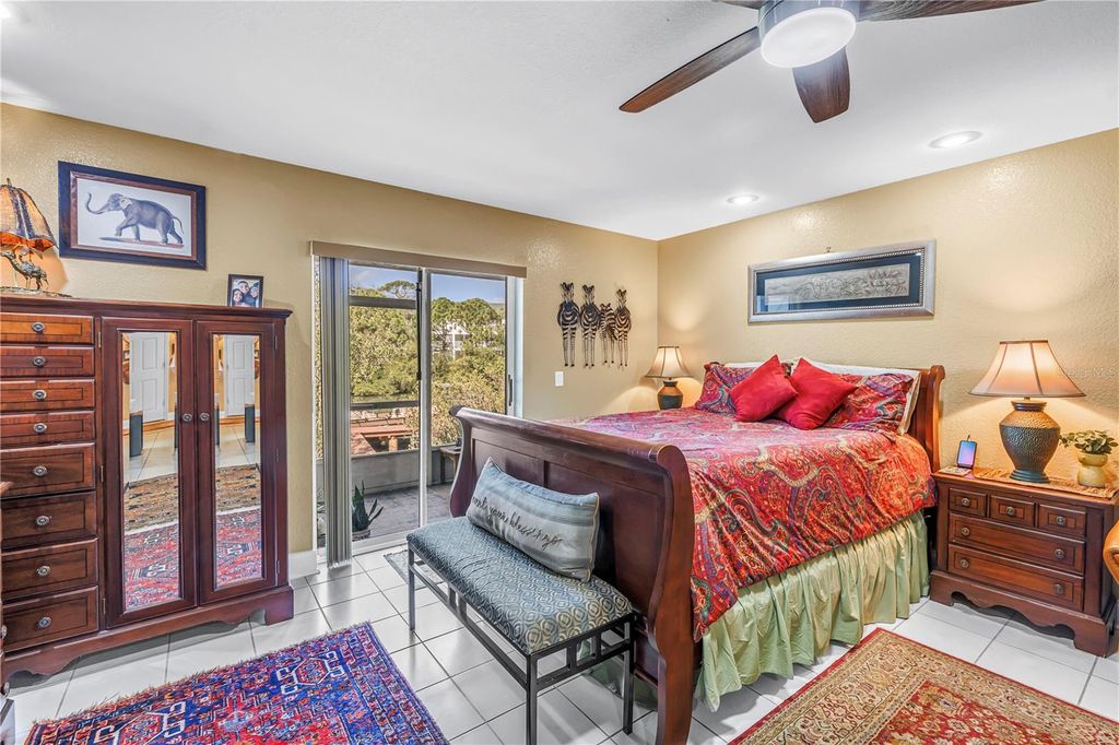 Image 54 of property listing at 9948 INDIAN KEY TRAIL 17, Seminole, FL 33776