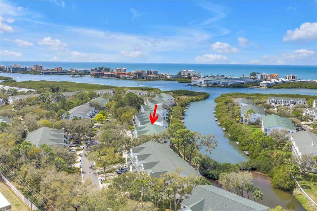 Image 70 of property listing at 9948 INDIAN KEY TRAIL 17, Seminole, FL 33776