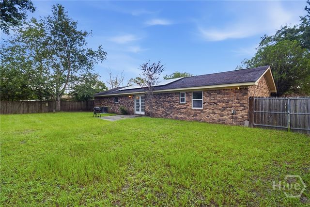 615 Madison Drive, Hinesville, GA 31313