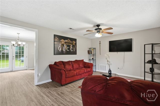 615 Madison Drive, Hinesville, GA 31313
