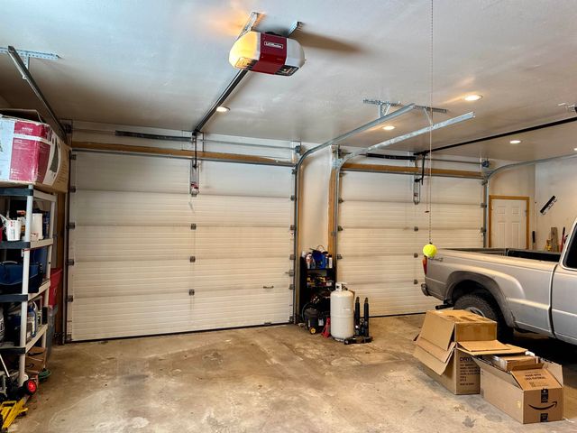 2481 SCHUTZEN STREET, North Pole, AK 99705