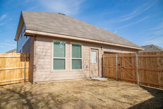 1910 Jasmine Drive, Lancaster, TX 75146