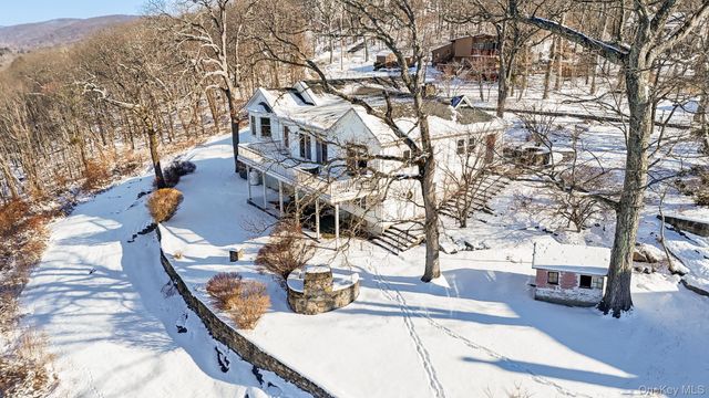 3483 Fenimore Avenue, Mohegan Lake, NY 10547