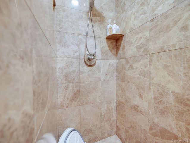 3483 Fenimore Avenue, Mohegan Lake, NY 10547