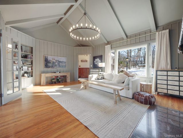 3483 Fenimore Avenue, Mohegan Lake, NY 10547