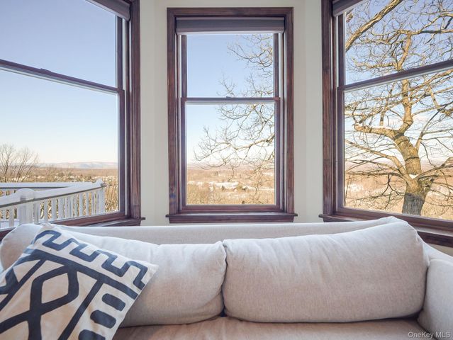 3483 Fenimore Avenue, Mohegan Lake, NY 10547