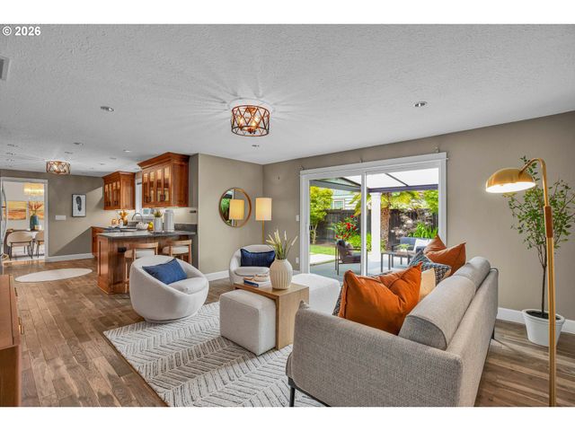 17014 Se WILEY Way, Milwaukie, OR 97267