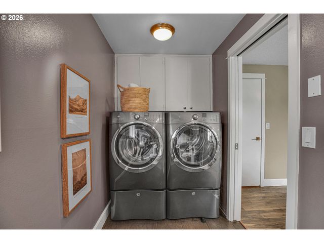 17014 Se WILEY Way, Milwaukie, OR 97267
