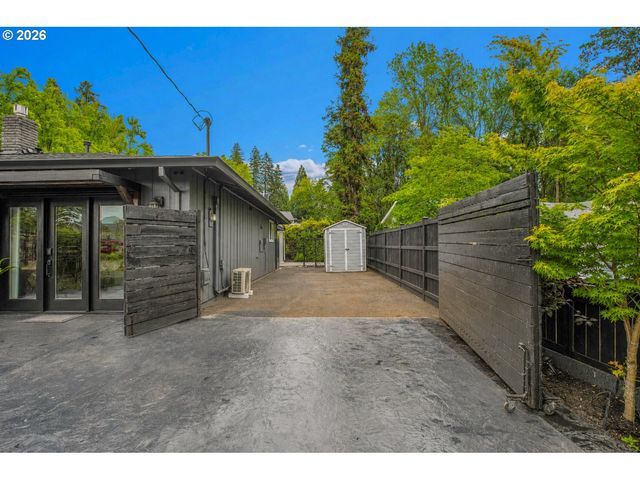 17014 Se WILEY Way, Milwaukie, OR 97267