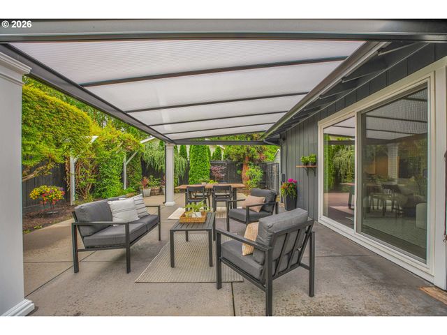 17014 Se WILEY Way, Milwaukie, OR 97267