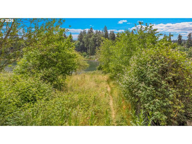 17014 Se WILEY Way, Milwaukie, OR 97267