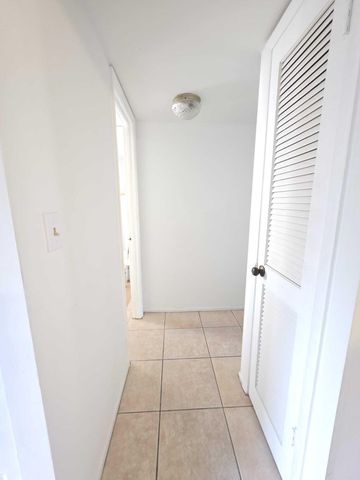 8400 Sunrise Lakes Boulevard 107, Sunrise, FL 33322
