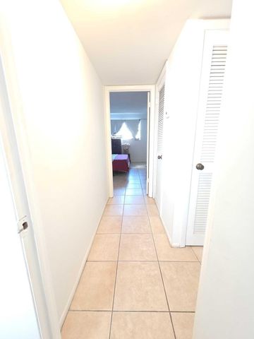 8400 Sunrise Lakes Boulevard 107, Sunrise, FL 33322