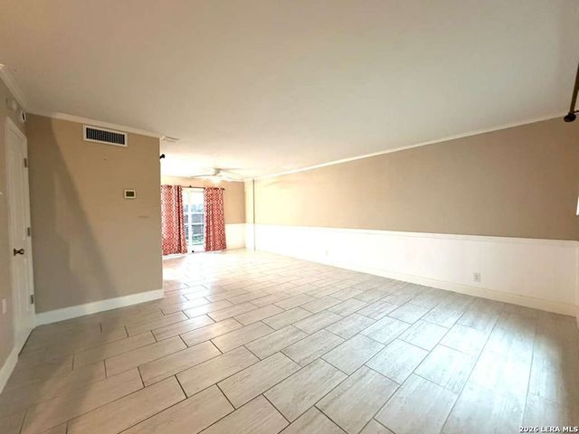 7322 Oak Manor, San Antonio, TX 78229