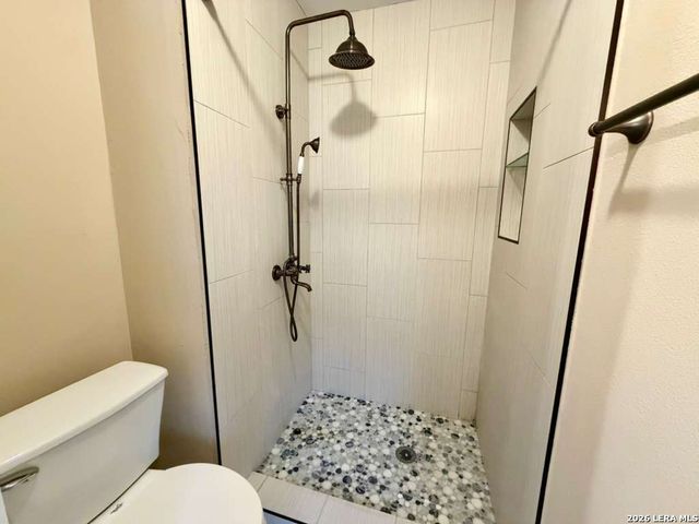 7322 Oak Manor, San Antonio, TX 78229