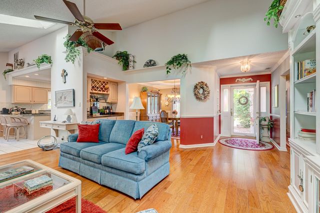 466 Country Club Dr., Pawleys Island, SC 29585