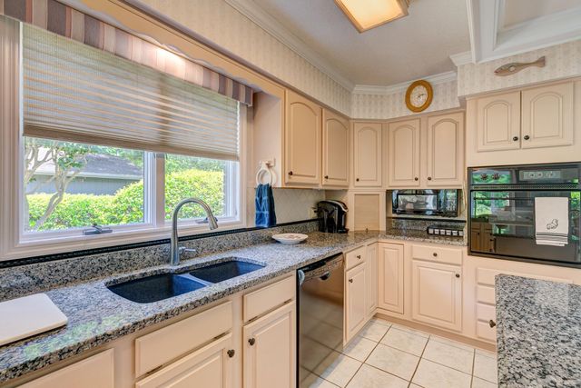 466 Country Club Dr., Pawleys Island, SC 29585