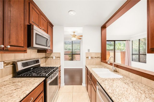 1206 Walnut Grove, Rosemead, CA 91770
