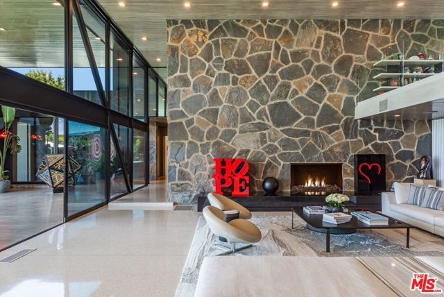 630 Clinton Place, Beverly Hills, CA 90210