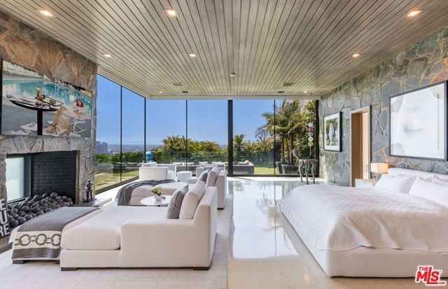 630 Clinton Place, Beverly Hills, CA 90210