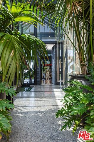 630 Clinton Place, Beverly Hills, CA 90210
