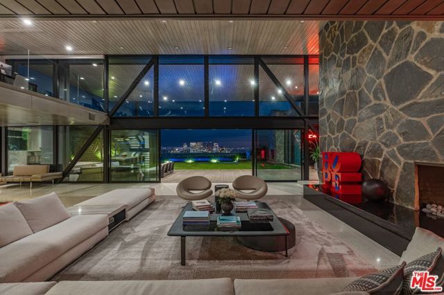 630 Clinton Place, Beverly Hills, CA 90210