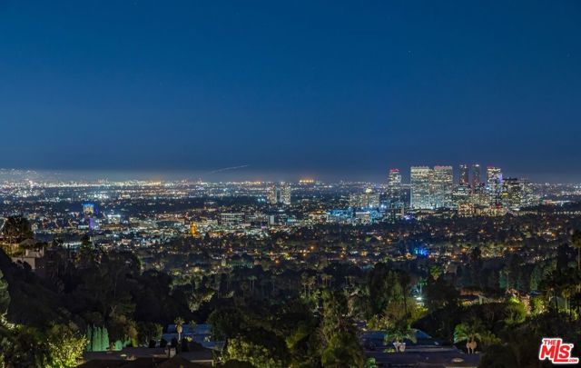 630 Clinton Place, Beverly Hills, CA 90210