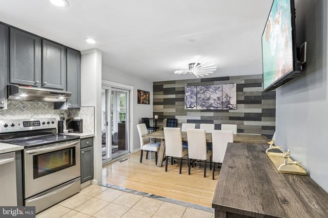 207 NAVAJO TRL, Browns Mills, NJ 08015