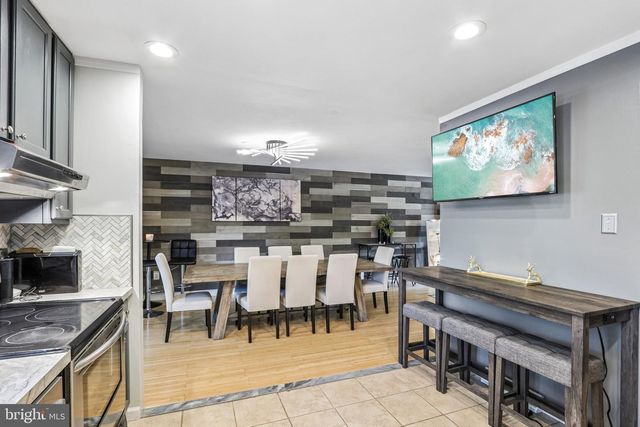 207 NAVAJO TRL, Browns Mills, NJ 08015