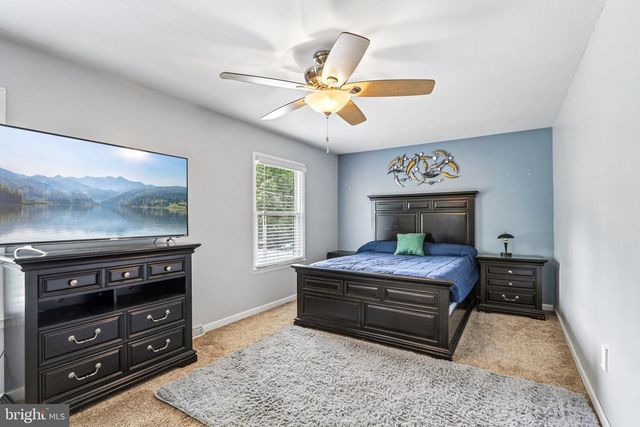 207 NAVAJO TRL, Browns Mills, NJ 08015