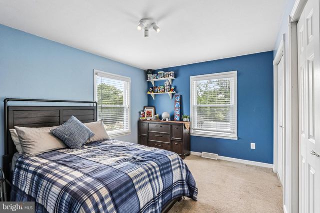 207 NAVAJO TRL, Browns Mills, NJ 08015