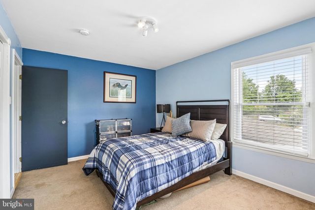 207 NAVAJO TRL, Browns Mills, NJ 08015