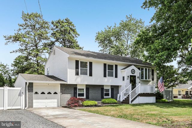 207 NAVAJO TRL, Browns Mills, NJ 08015