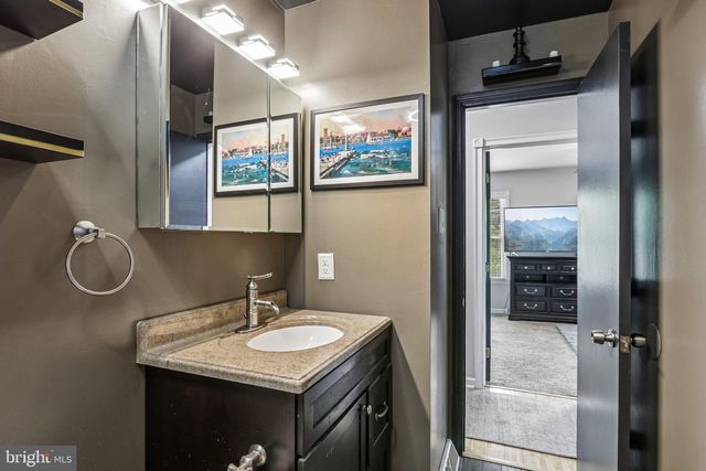 207 NAVAJO TRL, Browns Mills, NJ 08015