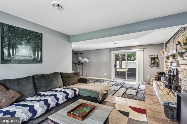 207 NAVAJO TRL, Browns Mills, NJ 08015