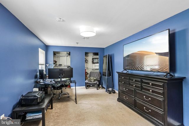 207 NAVAJO TRL, Browns Mills, NJ 08015