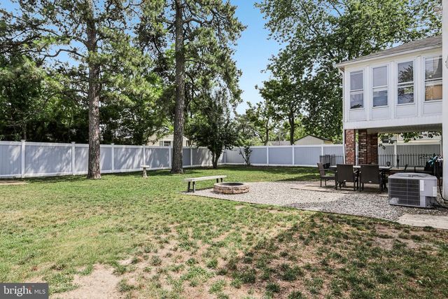 207 NAVAJO TRL, Browns Mills, NJ 08015