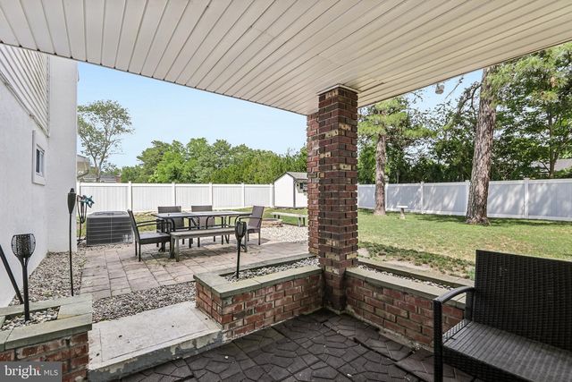 207 NAVAJO TRL, Browns Mills, NJ 08015