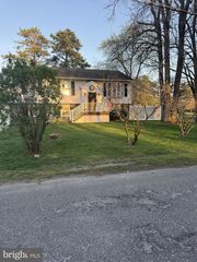 207 NAVAJO TRL, Browns Mills, NJ 08015