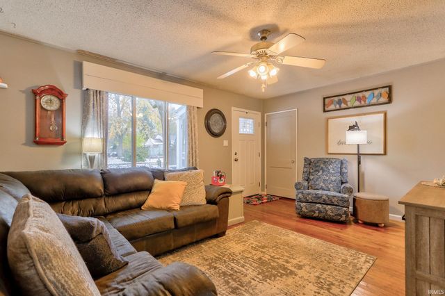 2214 Jefferson Avenue, Evansville, IN 47714