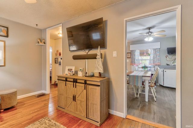 2214 Jefferson Avenue, Evansville, IN 47714