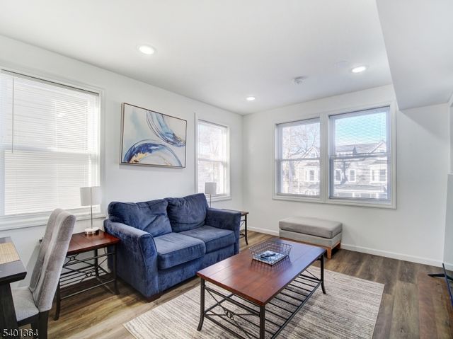 76 Amherst St, East Orange City, NJ 07018