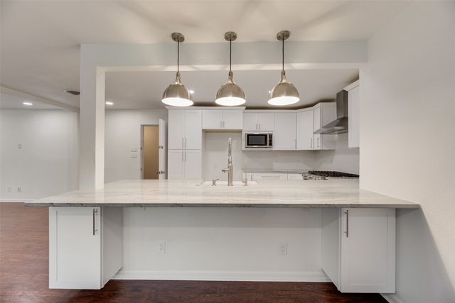 1322 Bluebird Lane, Garland, TX 75042