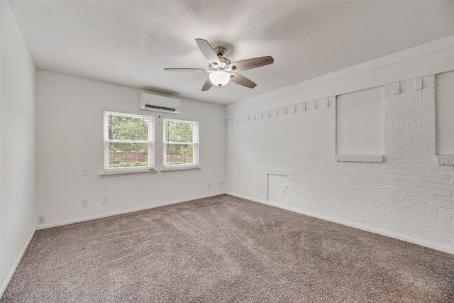 1322 Bluebird Lane, Garland, TX 75042